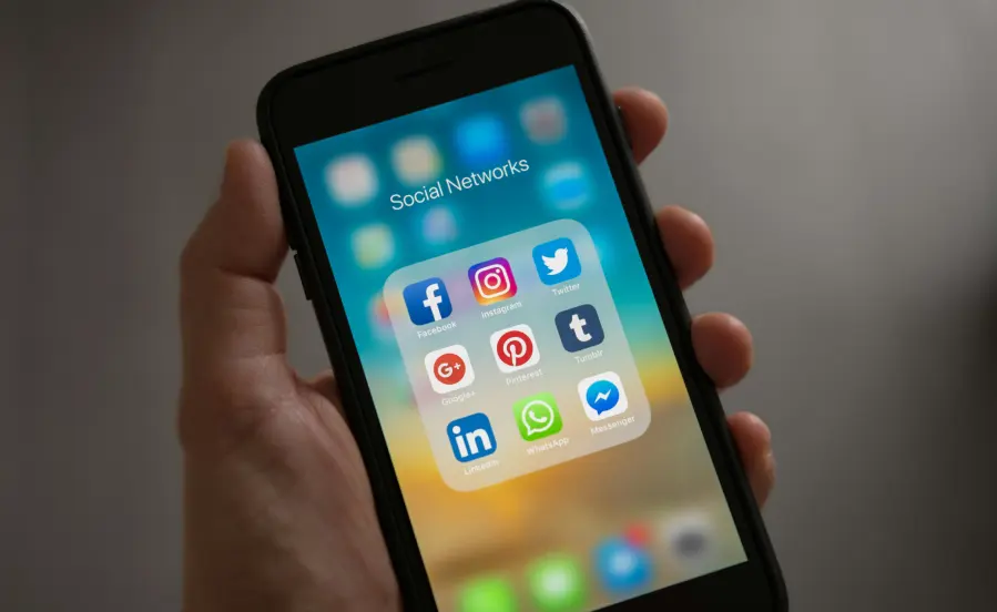 errores en redes sociales que pueden costarte la visa